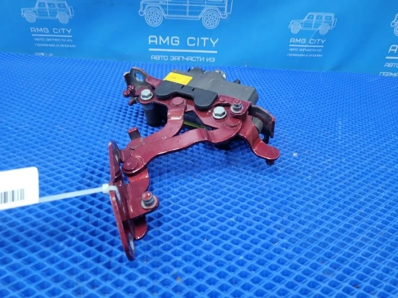 Петля капота Mercedes-Benz C-Class 2011 A2048800228 W204 M271820, правая