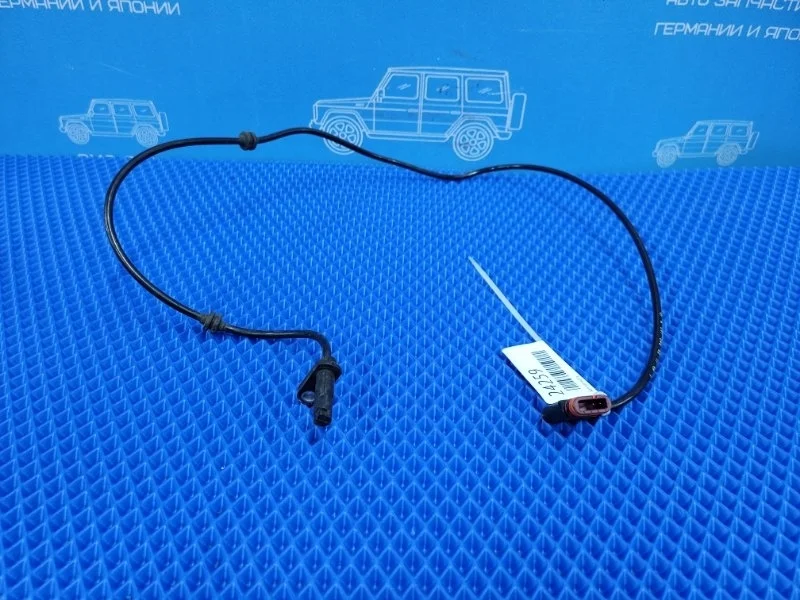 Датчик ABS Mercedes-Benz E-Class 2012 A2075400317 W207 М276957, задний левый
