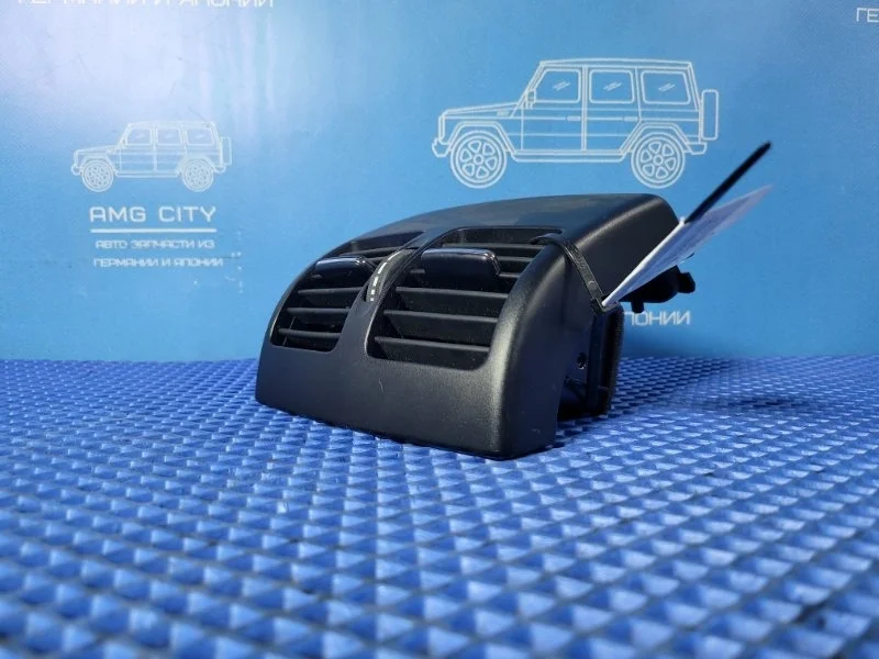 Дефлектор воздушный Mercedes-Benz C-Class 2011 A2048300954 W204 М271860