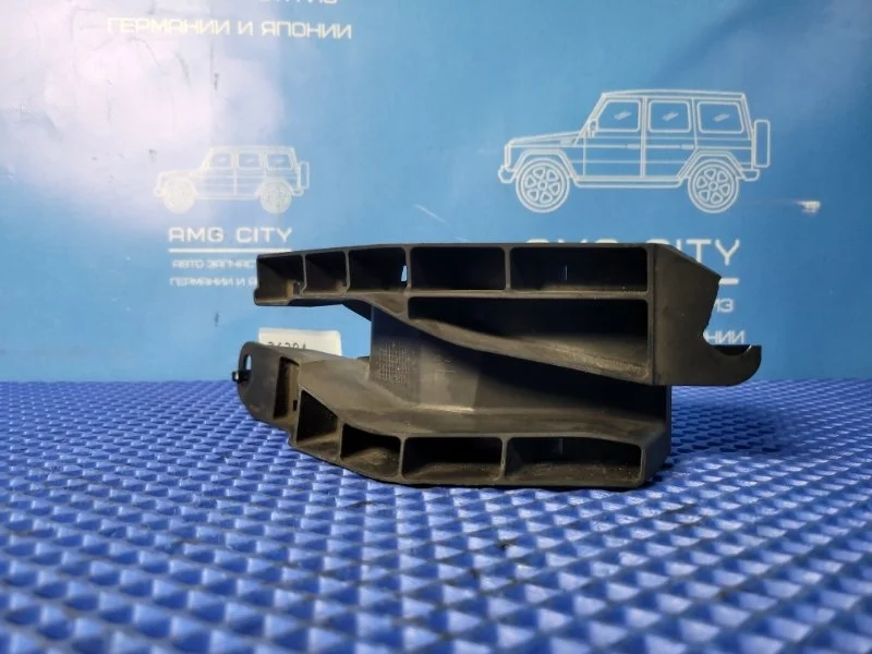 Кронштейн радиатора Mercedes-Benz B-Class 2013 A2466260200 W246 М270910, передний