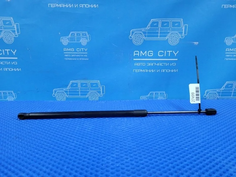 Амортизатор капота Mercedes-Benz E-Class 2013 A2079800764 W207 M274920, передний