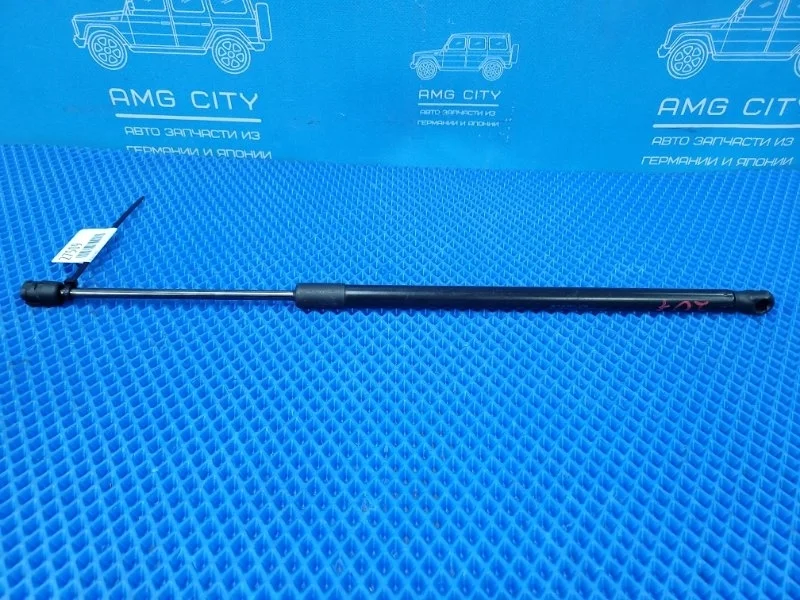 Амортизатор капота Mercedes-Benz E-Class 2013 A2079800764 W207 M274920, передний