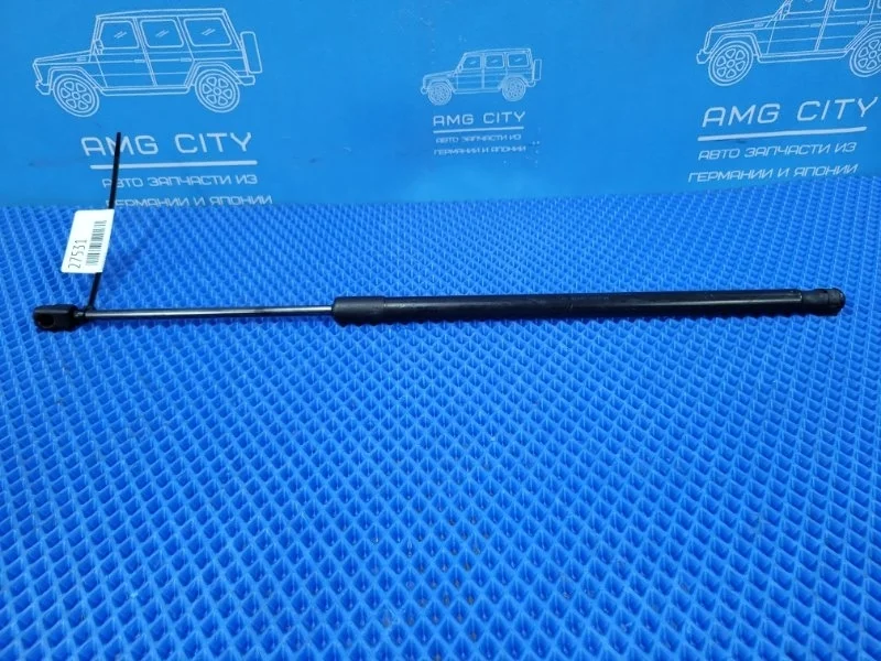 Амортизатор капота Mercedes-Benz E-Class 2013 A2079800764 W207 M274920, передний