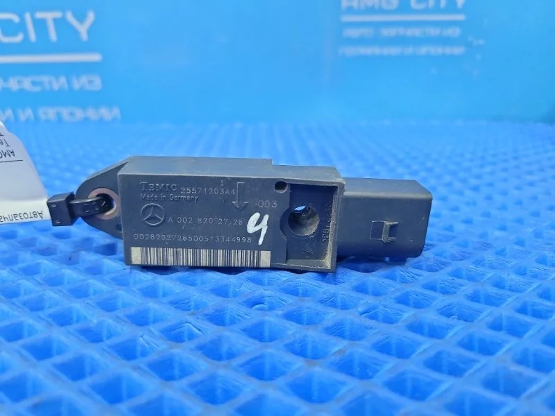 Датчик airbag Mercedes-Benz E-Class 2003 A0028202726 W211 М112949, передний левый