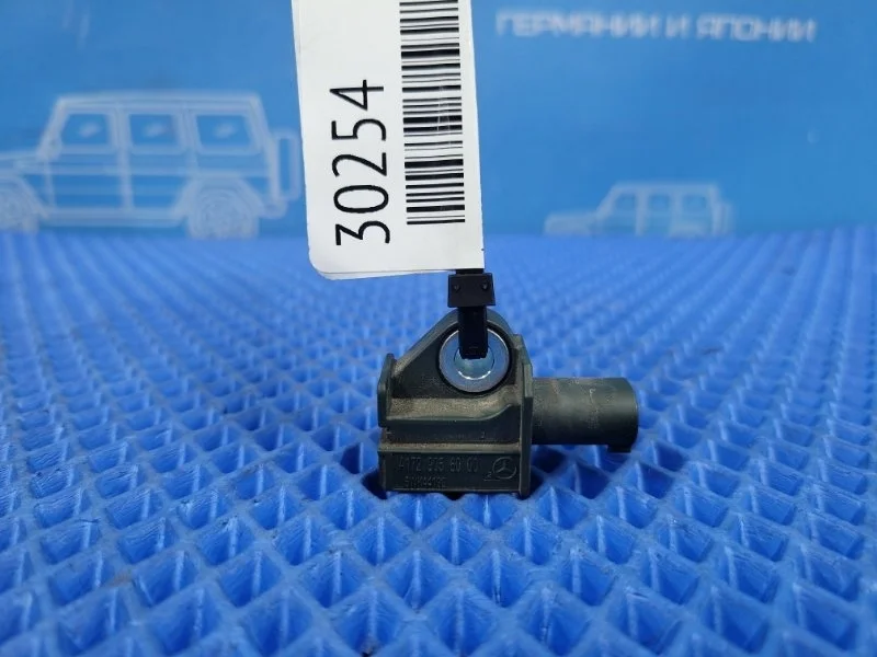 Датчик ускорения Mercedes-Benz E-Class 2013 A1729056000 W212 М276952