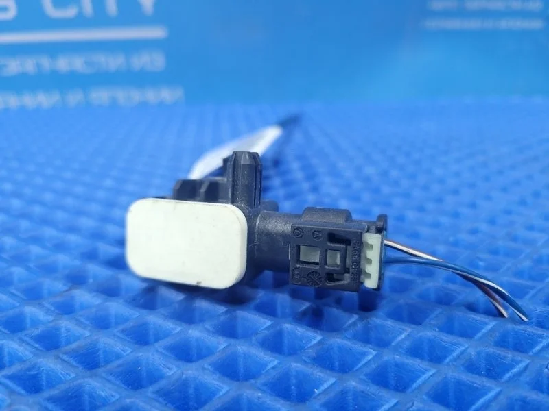 Датчик ускорения Mercedes-Benz Gl-Class 2015 A1668210151 X166 М276821