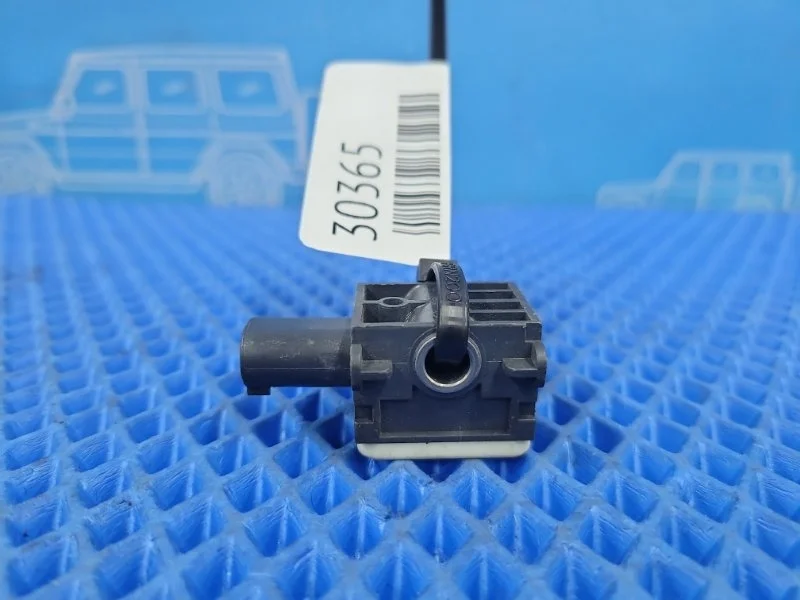 Датчик airbag Mercedes-Benz R-Class 2011 A0038202926 W251 М276958, передний правый