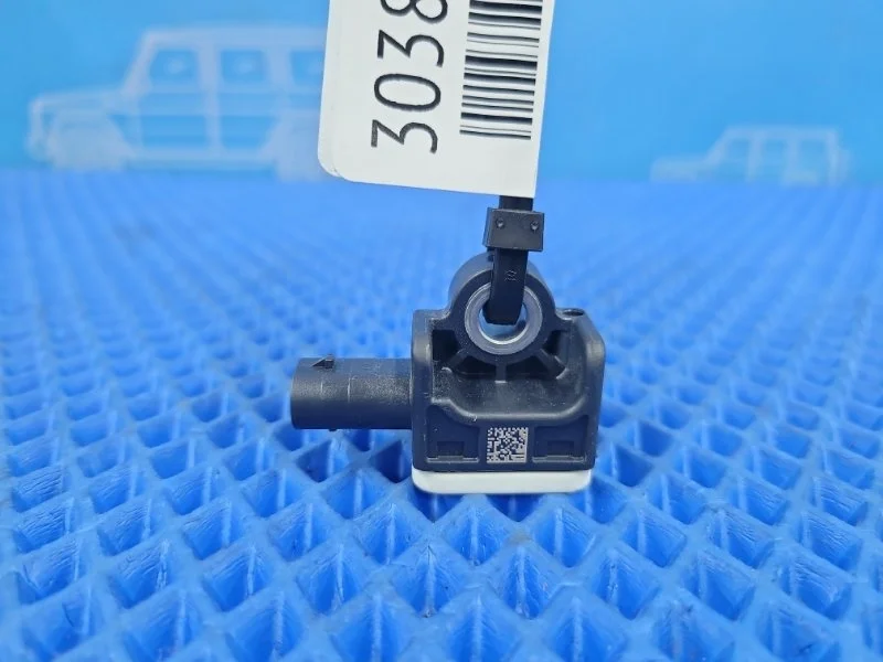 Датчик ускорения Mercedes-Benz Gl-Class 2015 A1668210151 X166 М276821