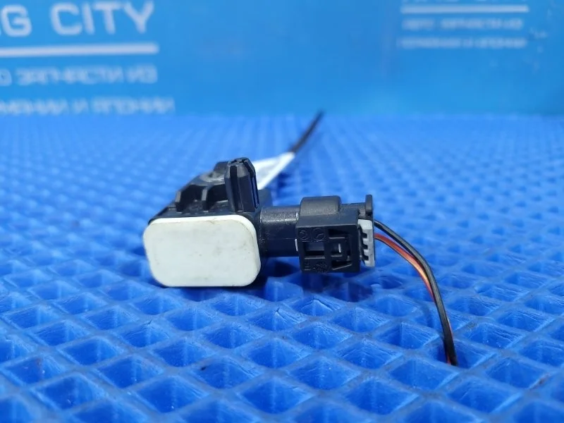 Датчик ускорения Mercedes-Benz Gl-Class 2015 A1668210151 X166 М276821