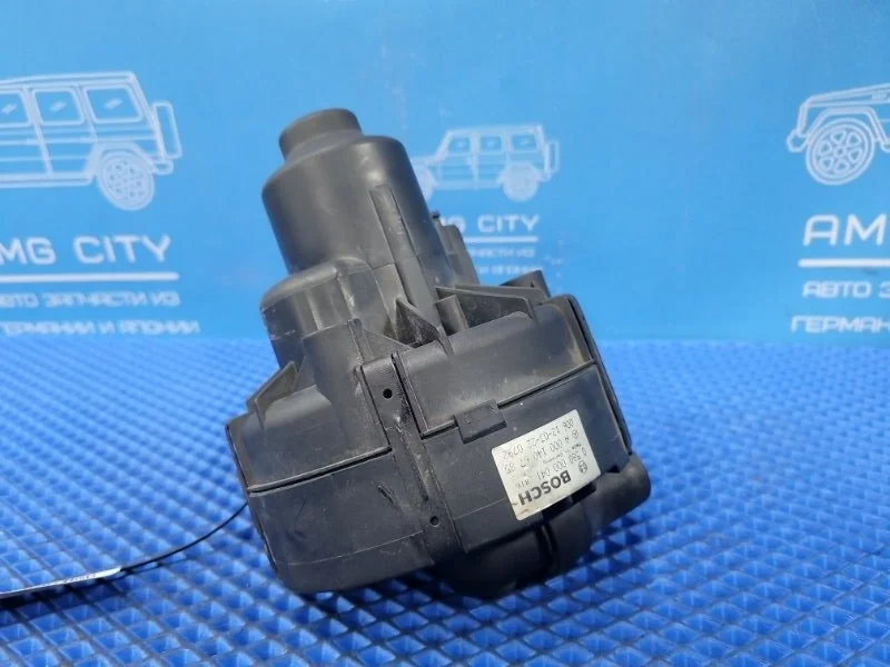 Насос продувки катализатора Mercedes-Benz S-Class 2008 A0001406785 W221 M272