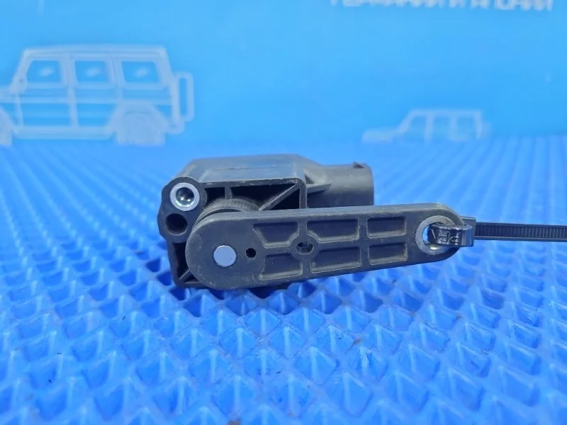 Датчик дорожного просвета Mercedes-Benz S-Class 2008 A0105427717 W221 M272