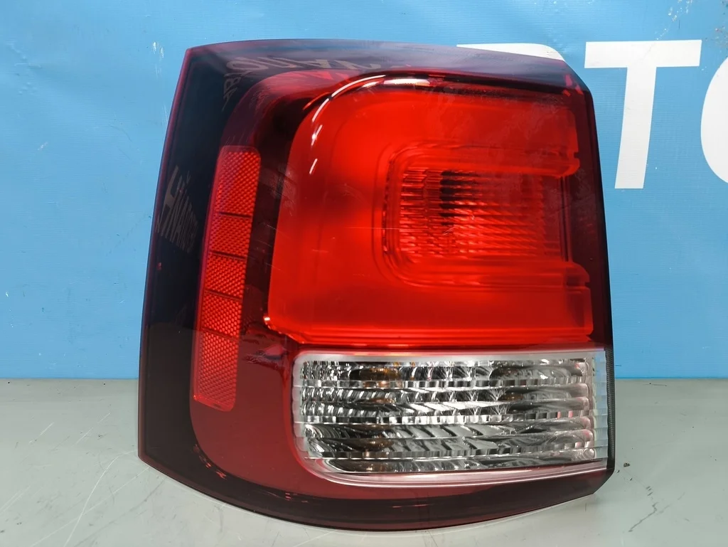 фонарь внешний Kia Sorento 2 XM FL 2012-2020 06.10.2012