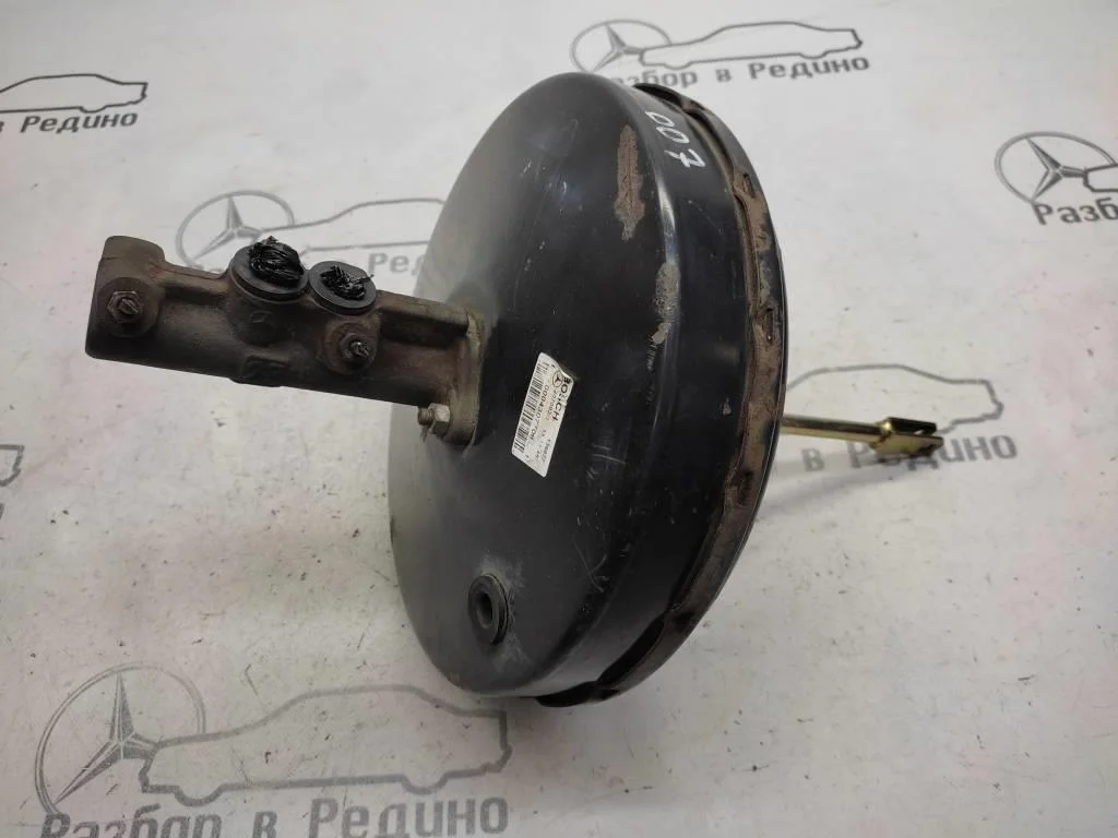 Вакуумный усилитель тормозов Mercedes-Benz