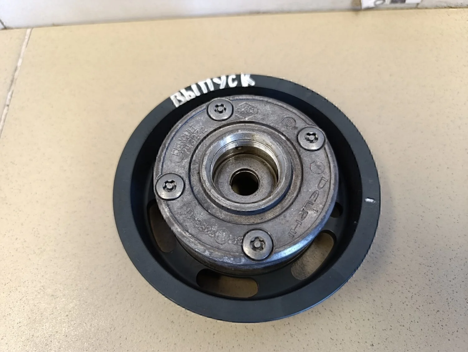 Механизм изменения фаз ГРМ Megane II 2002-2009