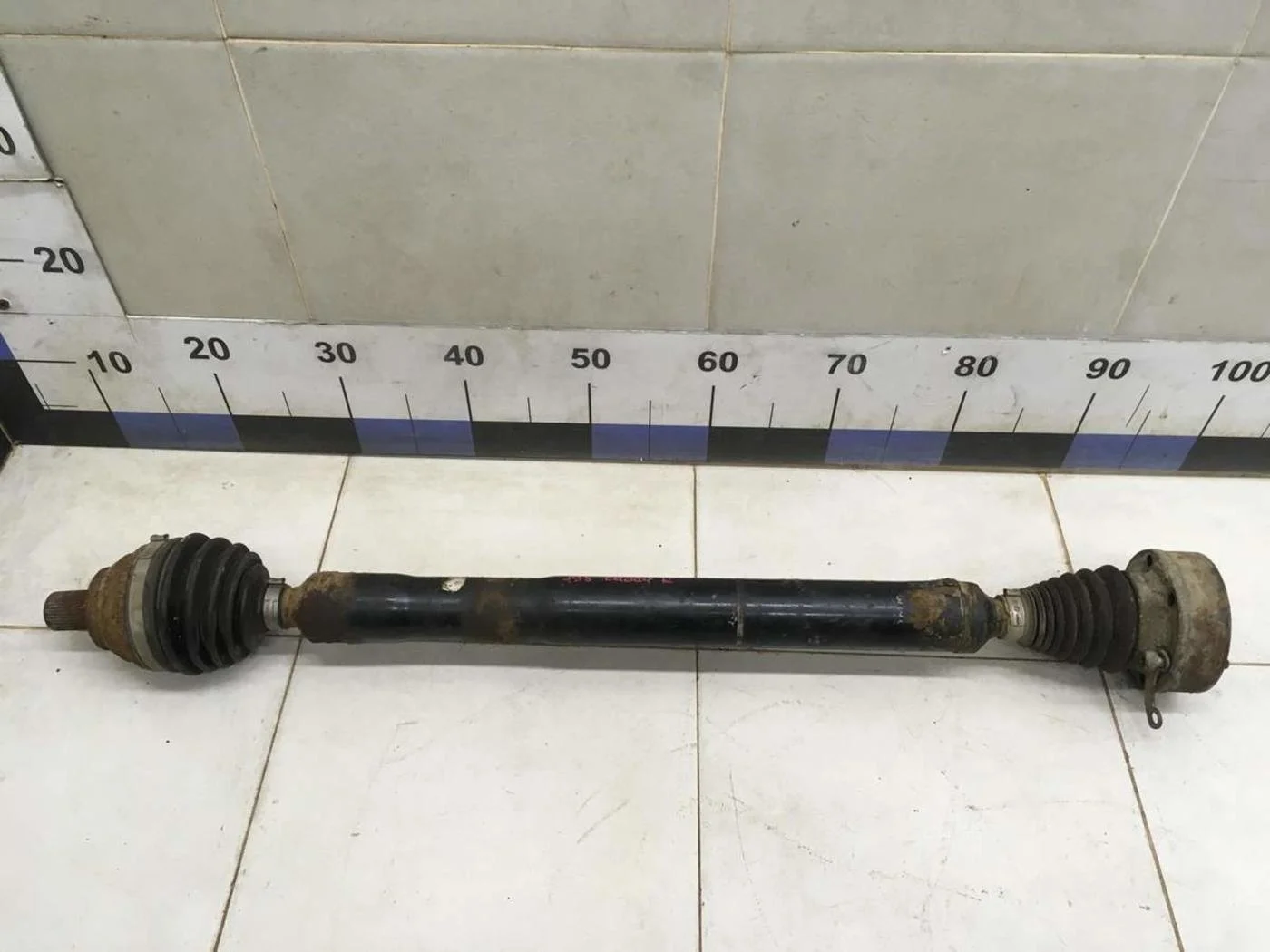 Полуось передняя правая Touran 2003-2010