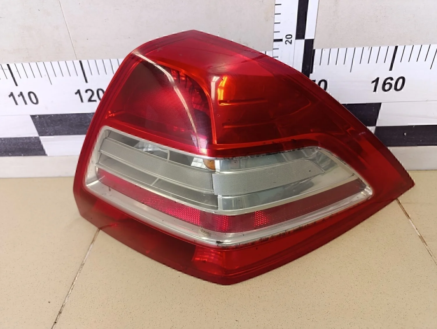 Фонарь задний правый Megane II 2002-2009
