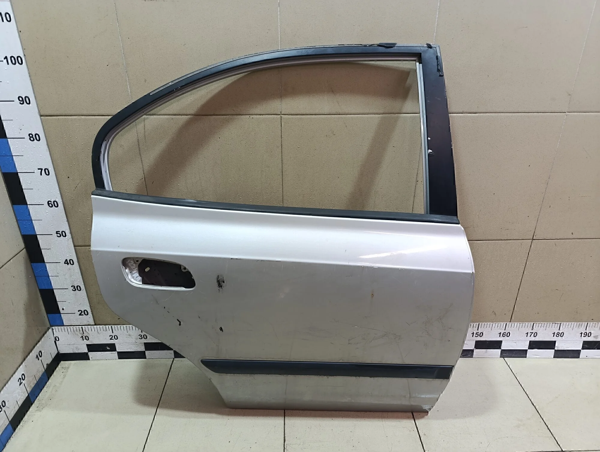 Дверь задняя правая Elantra 2000-2005