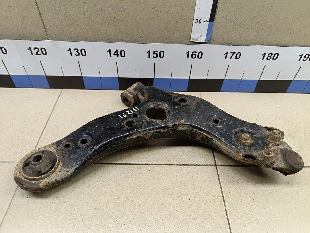 Рычаг передний левый Corolla E15 2006-2013