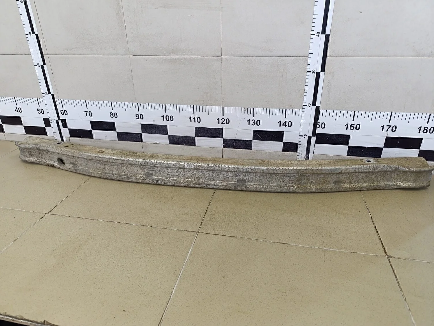 Усилитель переднего бампера Megane II 2002-2009