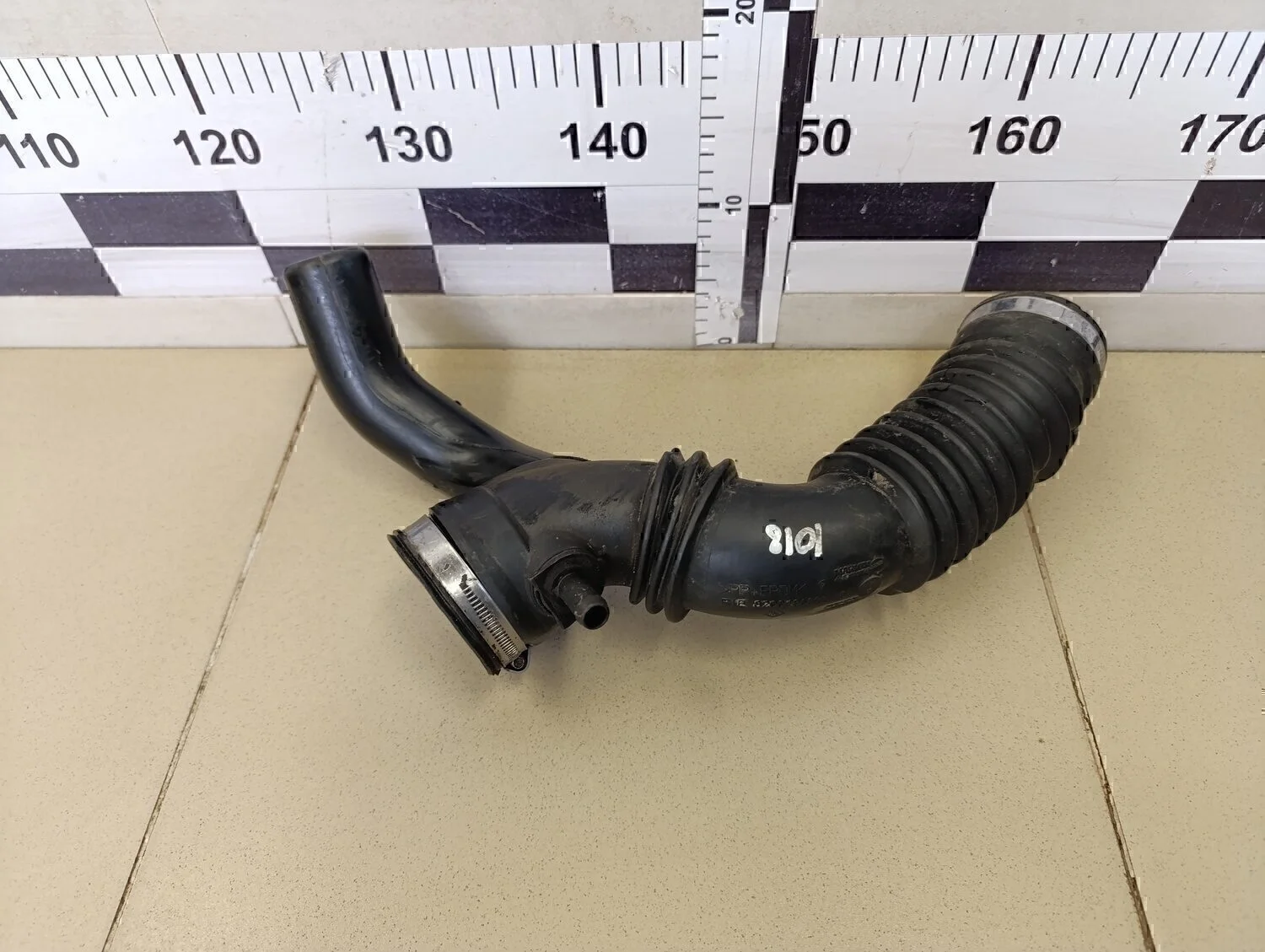 Патрубок воздушного фильтра Megane II 2002-2009