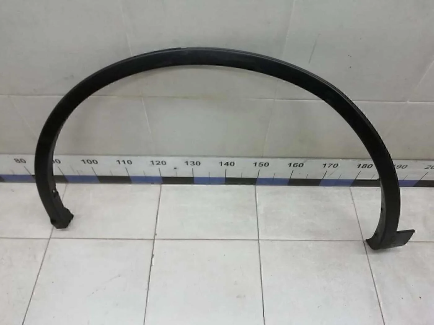 Накладка заднего крыла левого FX (S50) 2003-2007