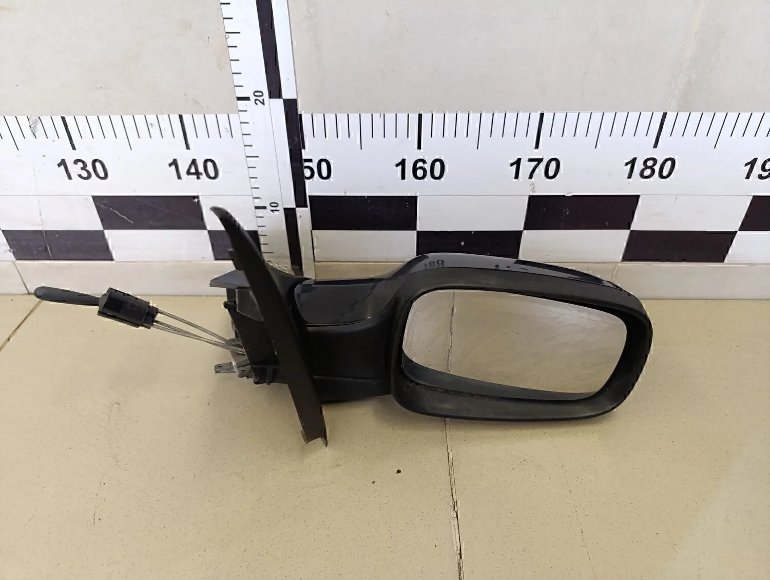 Зеркало правое механическое Megane II 2002-2009