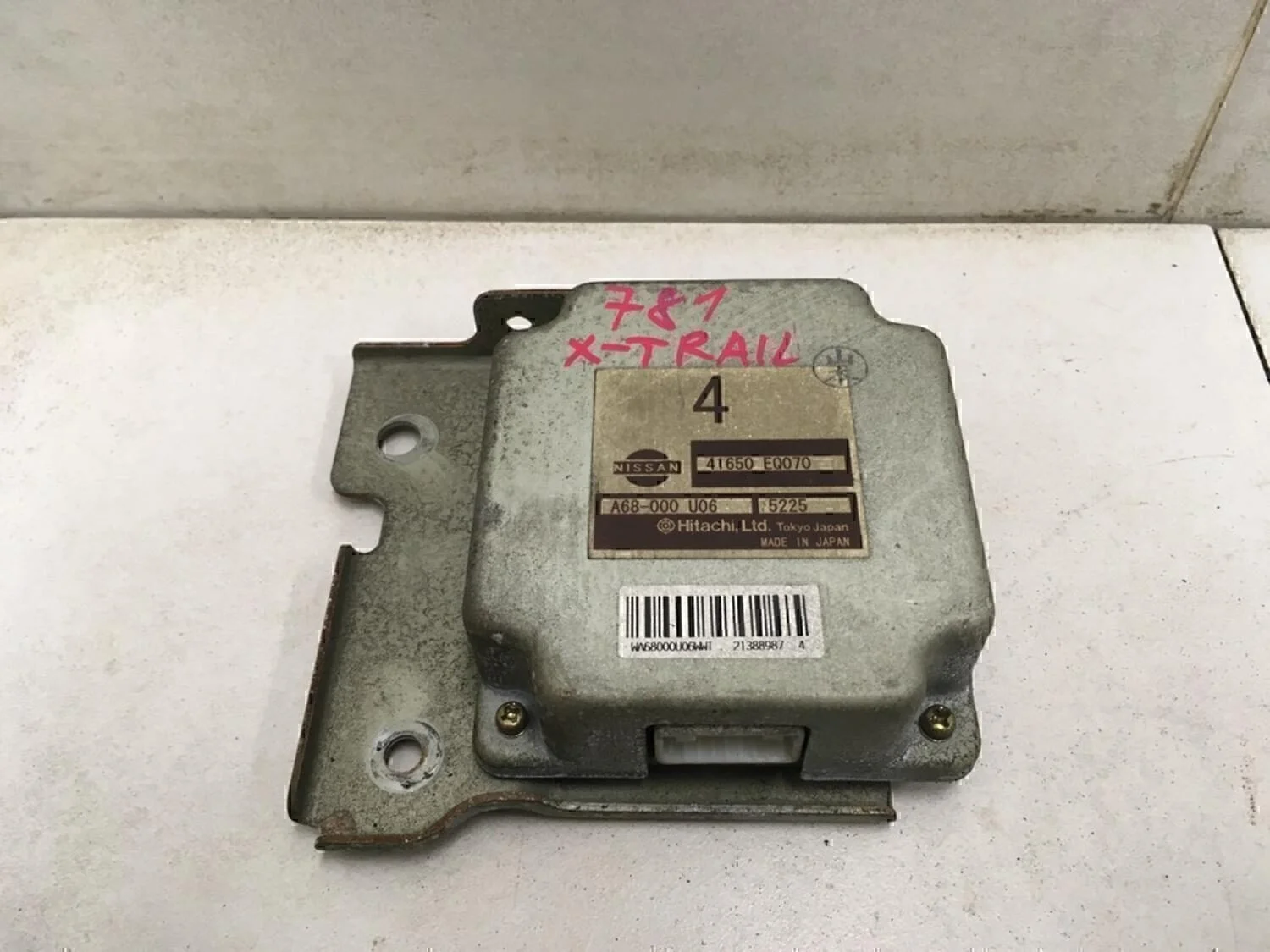 Блок электронный X-Trail (T30) 2001-2006