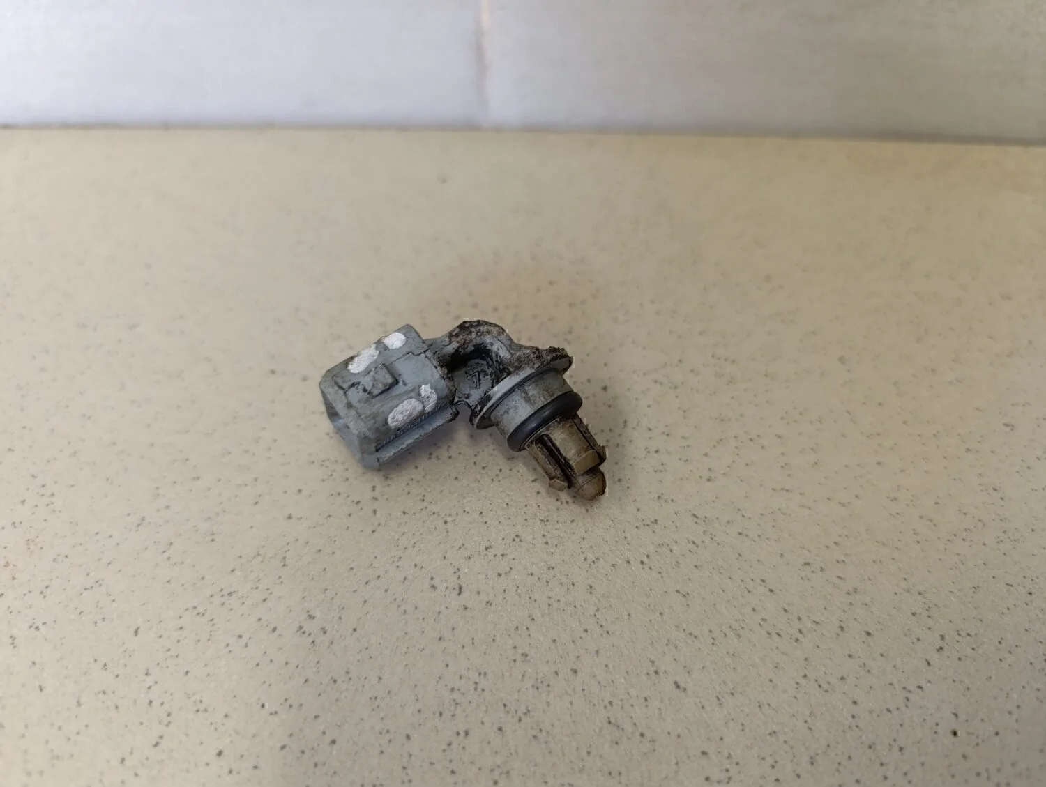 Датчик температуры воздуха Logan 2005-2014