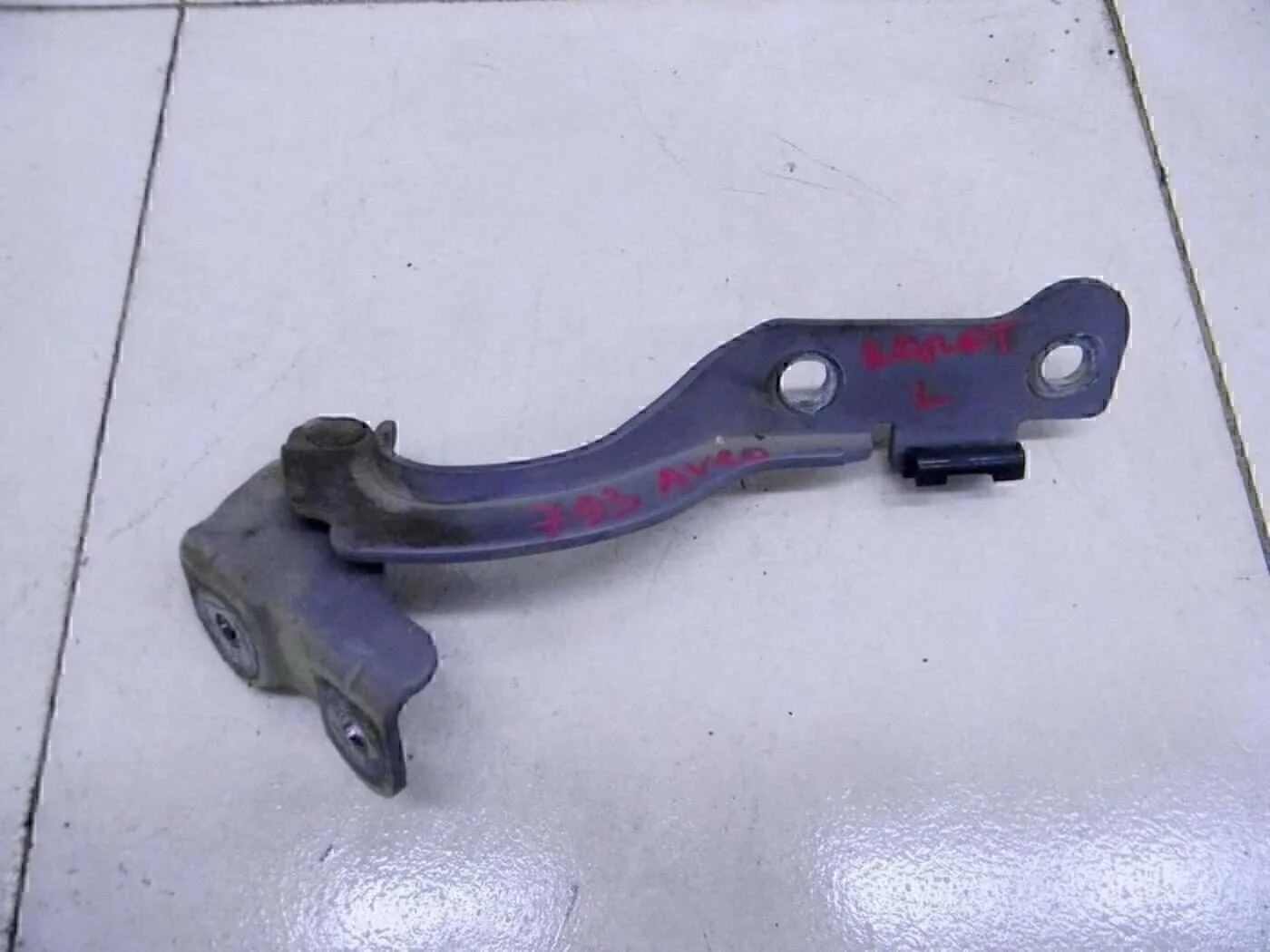 Петля капота левая Aveo (T250) 2005-2011