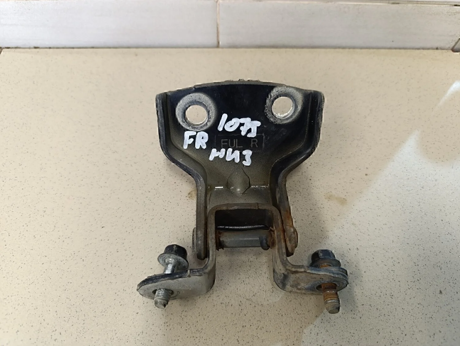 Петля двери передней Aveo (T250) 2005-2011