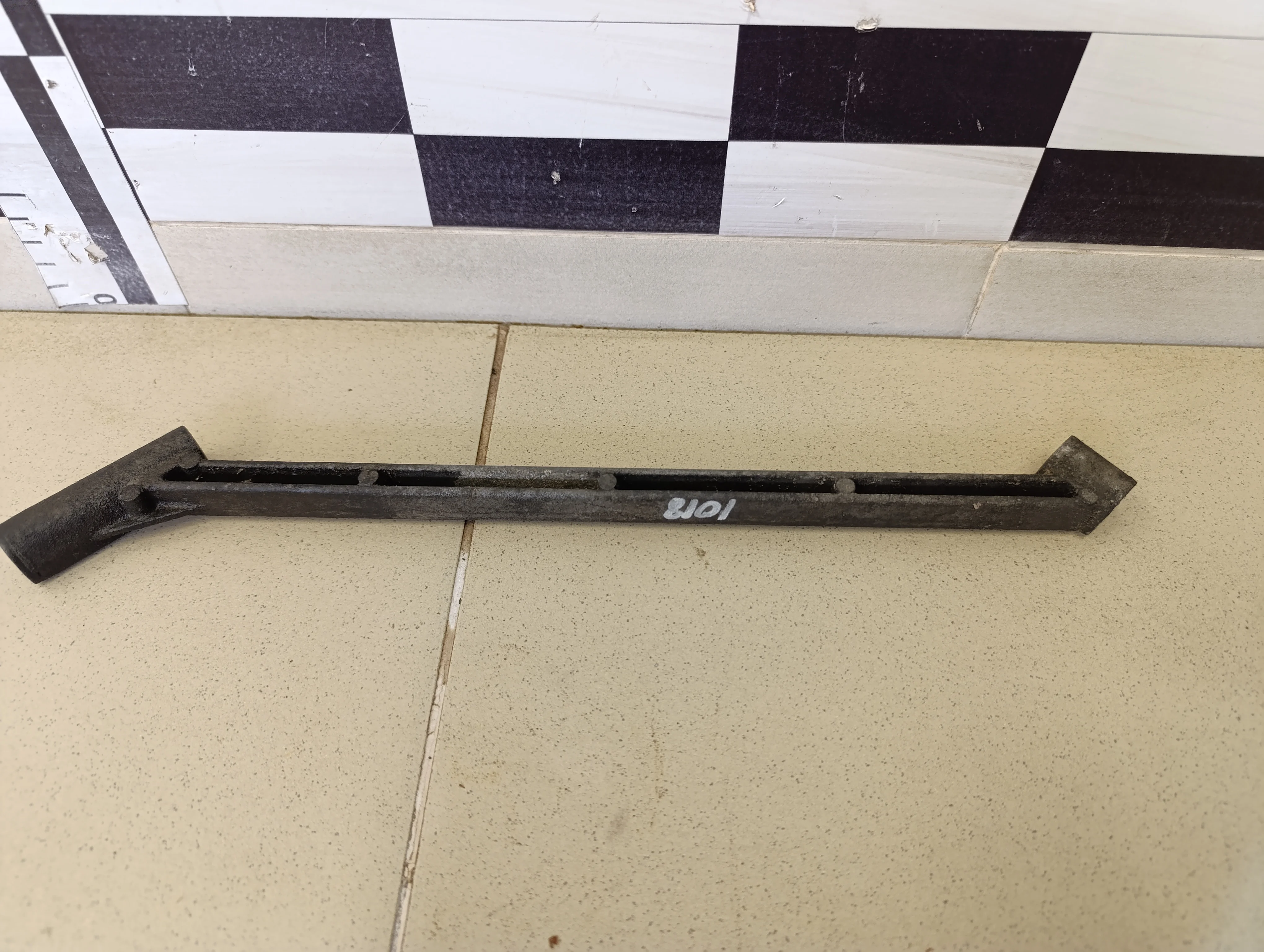 Кронштейн генератора Megane II 2002-2009