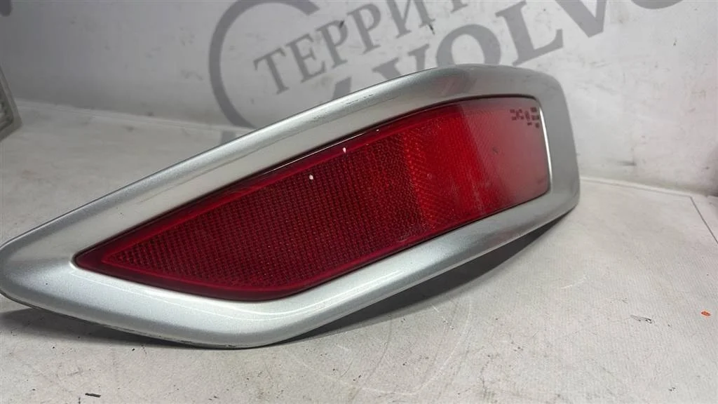 Отражатель бампера заднего правый