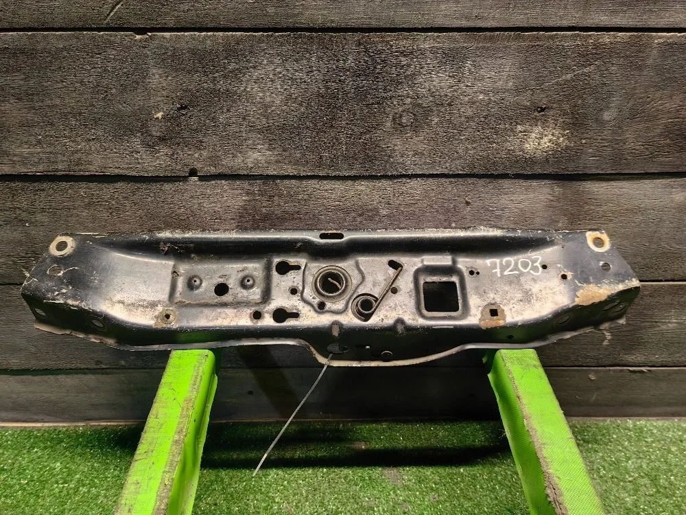 Передняя панель (телевизор) Opel Astra H