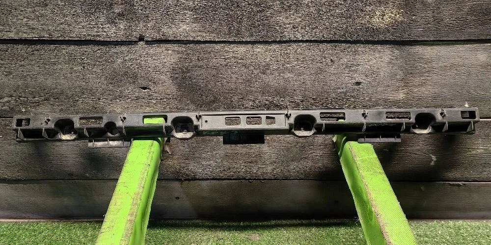 Кронштейн заднего бампера Chevrolet Cruze I