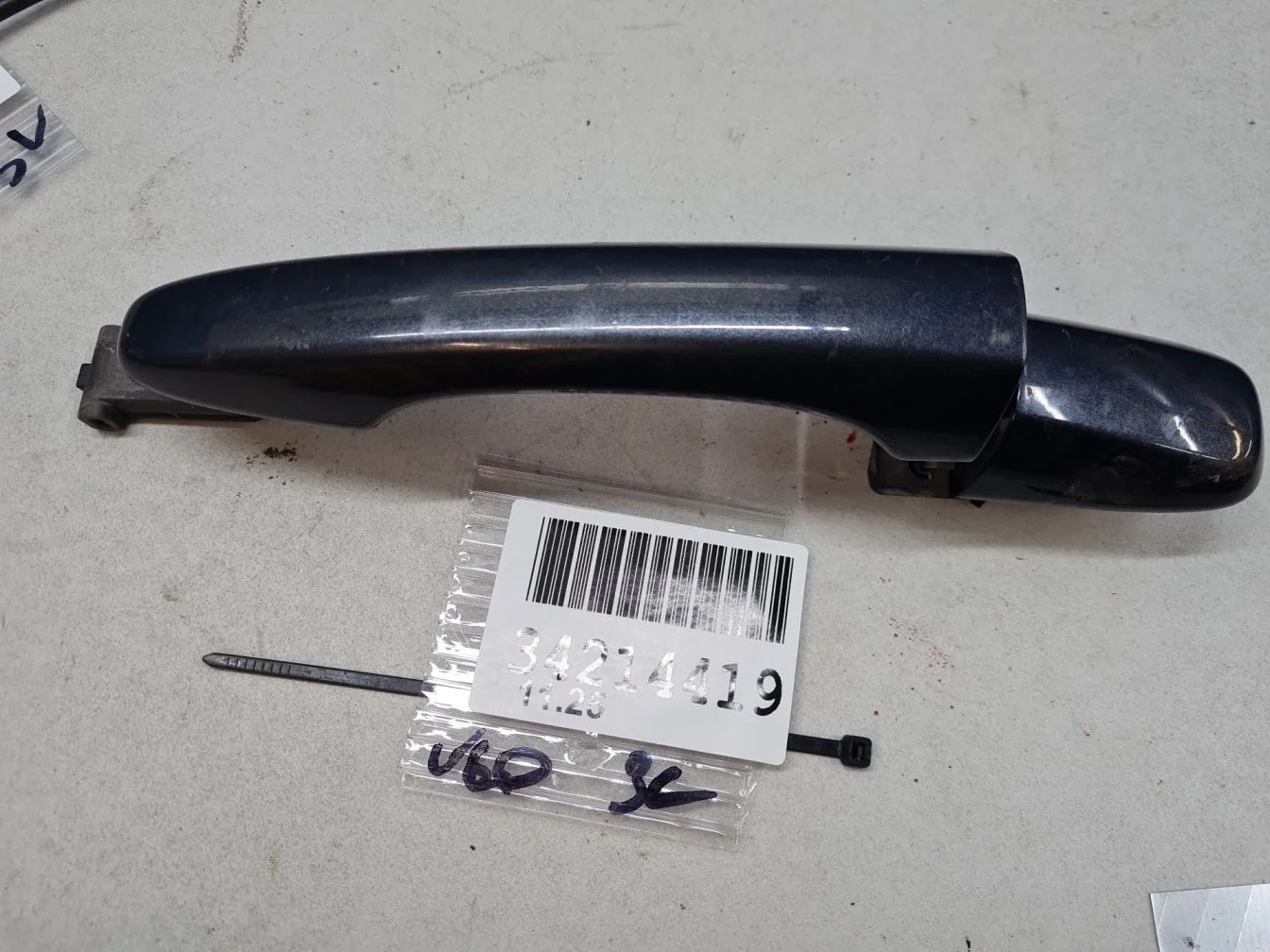 Ручка двери нaружная задняя левая для Volvo V60 (V60 Cross Country) 2010-2018