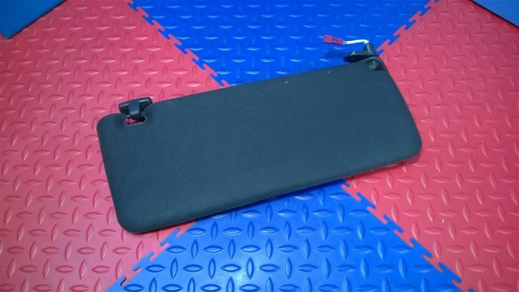 козырек солнцезащитный BMW X5 E53 51168258035  M54B30 231 лс 3.0i 2001 BLACK SAPPHIRE METALLIC (475)