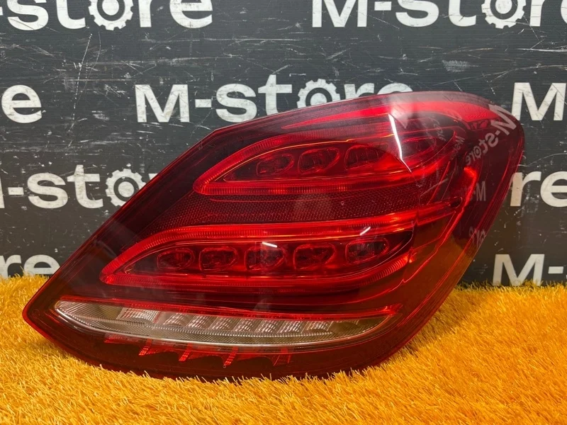 Фонарь задний Mercedes-Benz C-Class 2014 A2059061457 W205 274.920, правый
