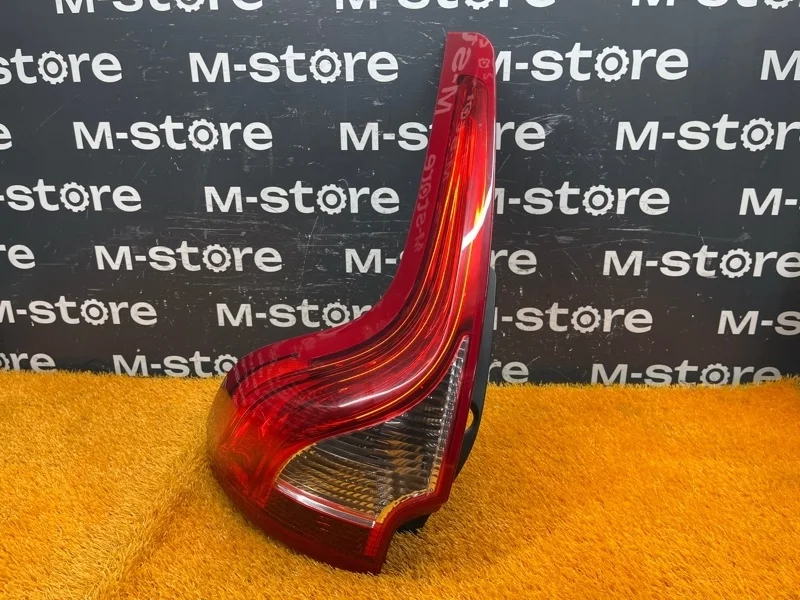 Фонарь задний Volvo XC60 2015 31323034 DZ40 B4204T11, левый