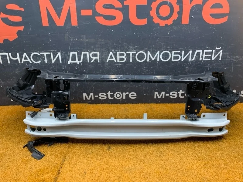 Рамка радиатора Volvo Xc60 2015 30762259 DZ40 B4204T11