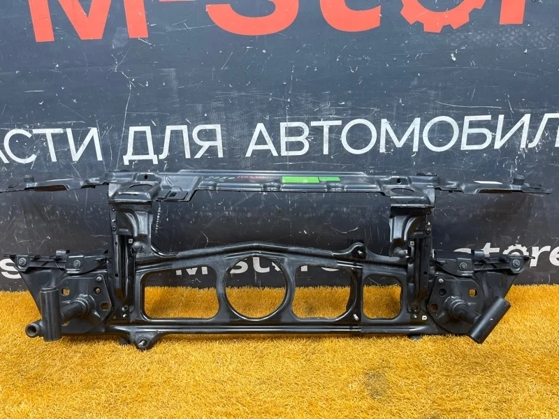 Рамка радиатора Bmw 5-Series 1997 51718159610 E39 M52B28 (286S1)