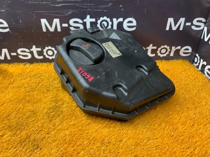 Бачок расширительный Audi Q7 2008 7L0121407E 4LB BAR