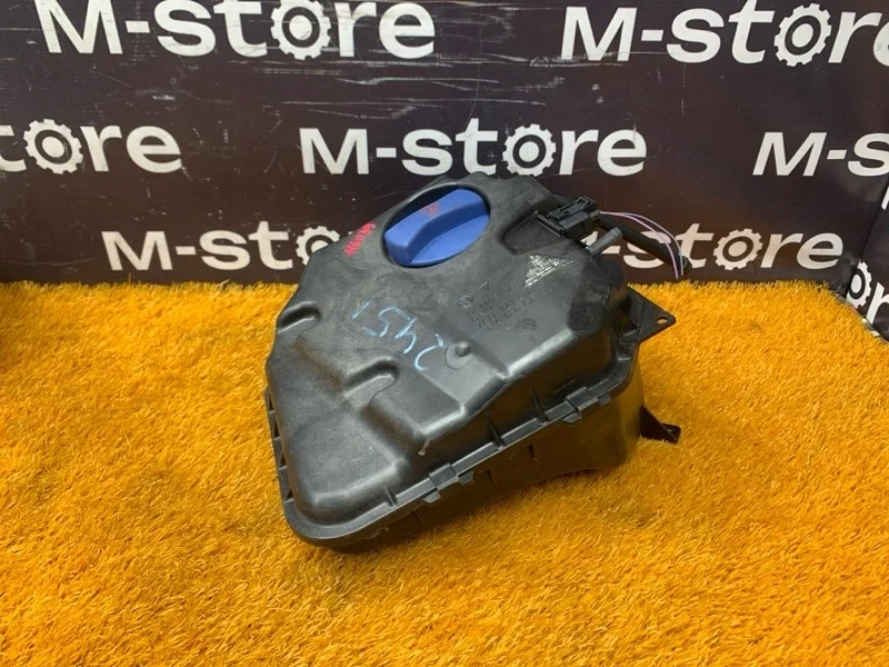 Бачок расширительный Porsche Cayenne 2007 7L0121407E 957 M4851