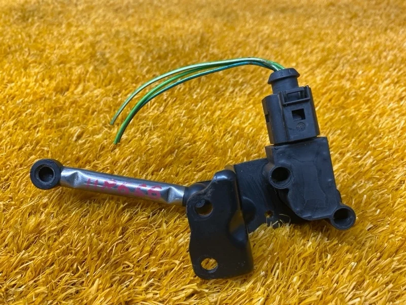 Датчик высоты дорожного просвета Volkswagen Sharan 2011 1T0907503B 7N CAV, задний