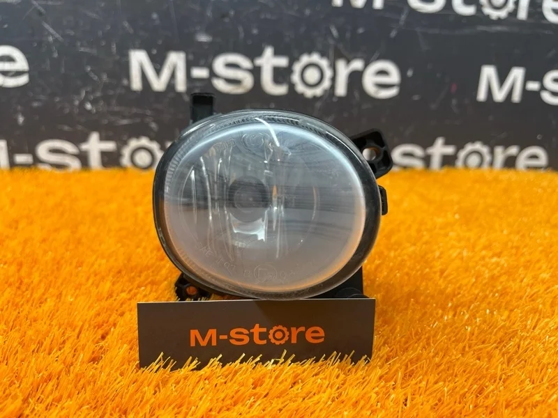 Фара противотуманная Volkswagen Passat Cc 2010 8T0941700 B6/358 CCZB, правая