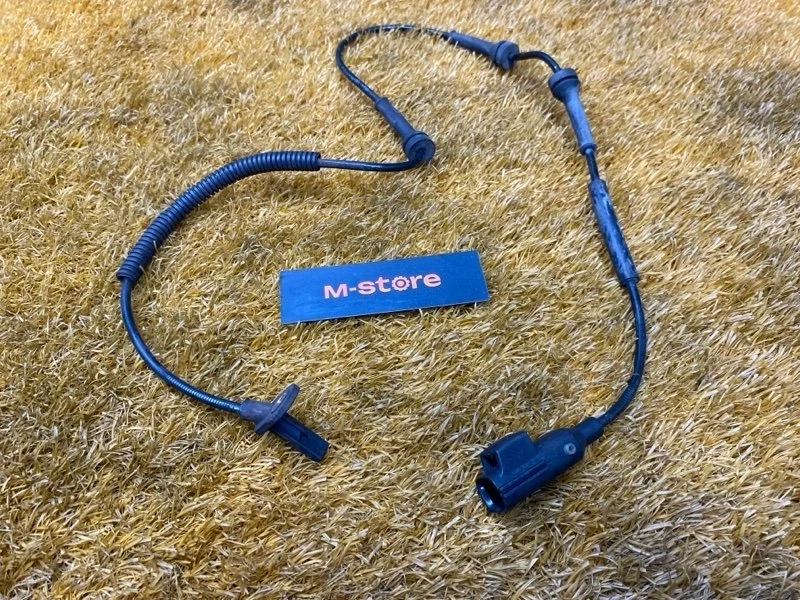 Датчик ABS Land Rover Freelander 2010 LR001056 L359 B6324S, передний левый