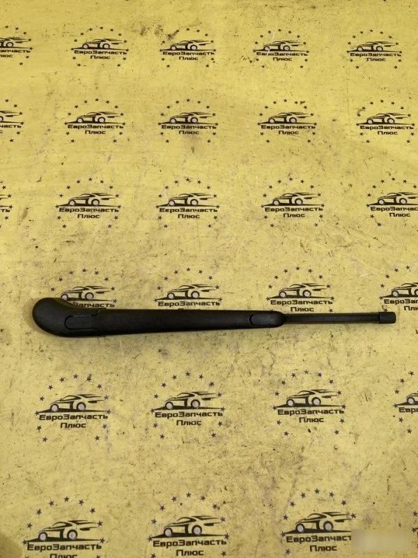 Поводок дворника Kia Ceed 2 98320A2000 JD, задний