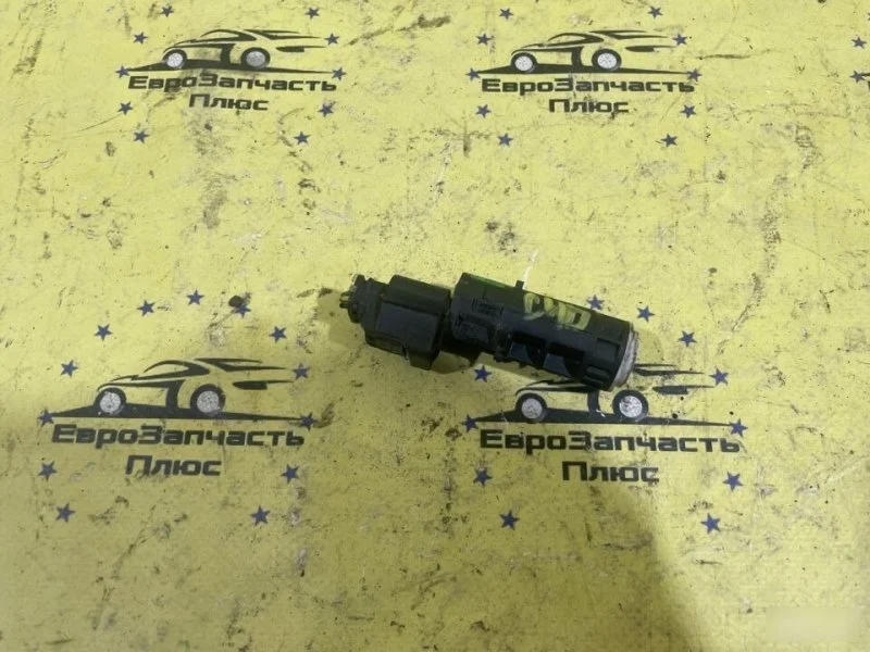 Датчик парковки Kia Ceed 1 957001H500 ED