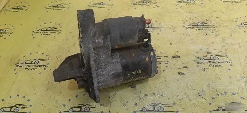 Стартер Nissan Juke 233001KA1A F15