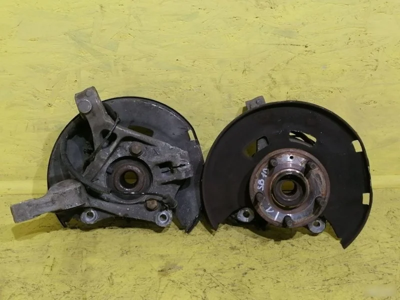 Поворотный кулак Opel Astra 13319480 J