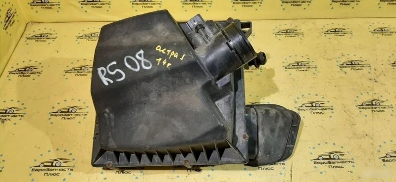 Корпус воздушного фильтра Opel Astra 13256899 J